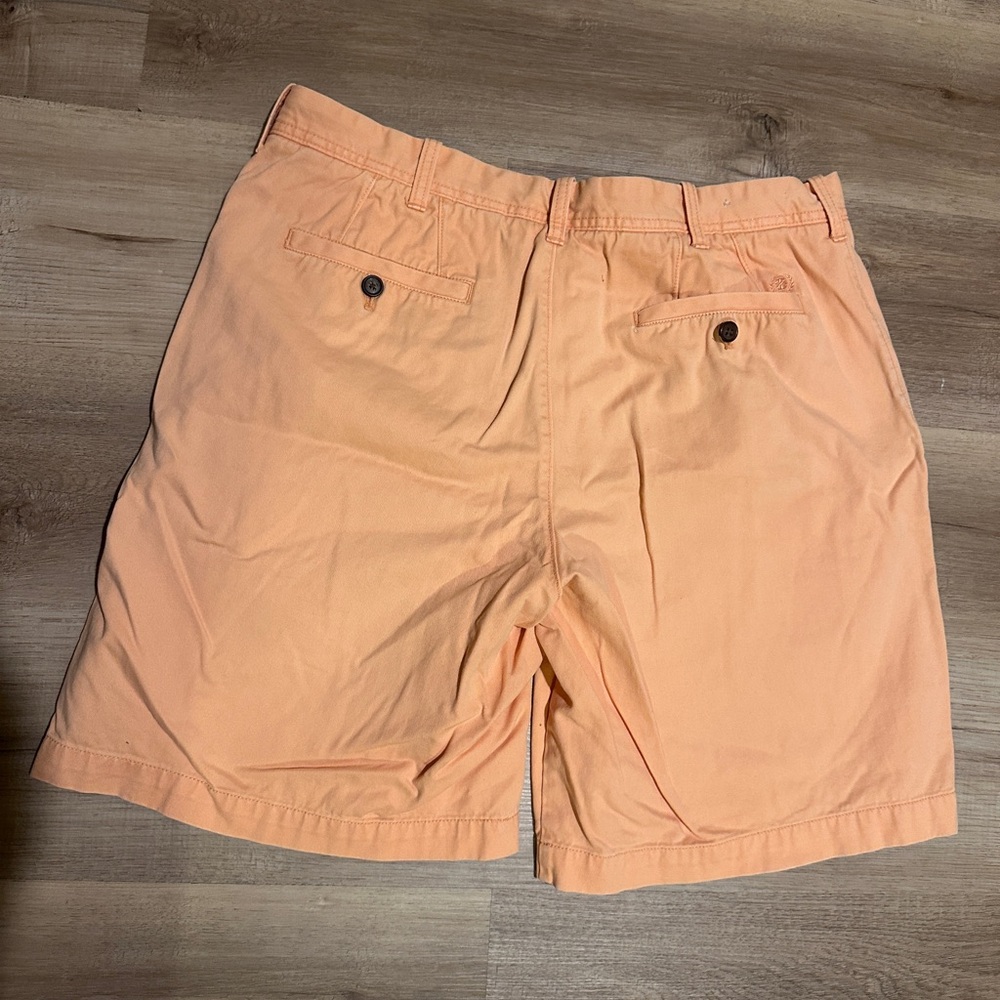 Izod Men's Peach-Orange Cotton Flat Front Shorts - Picture 3 of 4